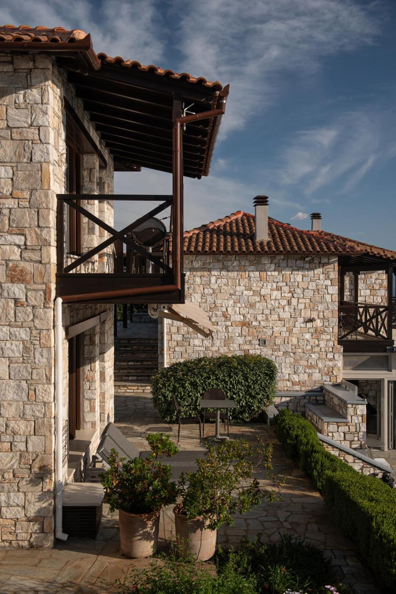 Karavia Lux Inn Afissos Exterior foto