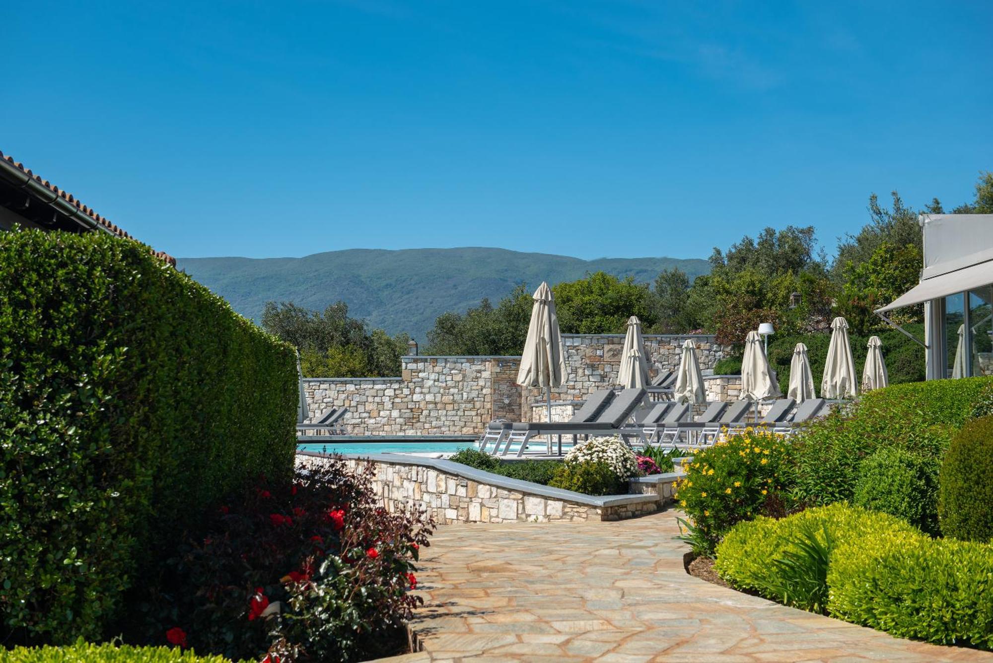 Karavia Lux Inn Afissos Exterior foto