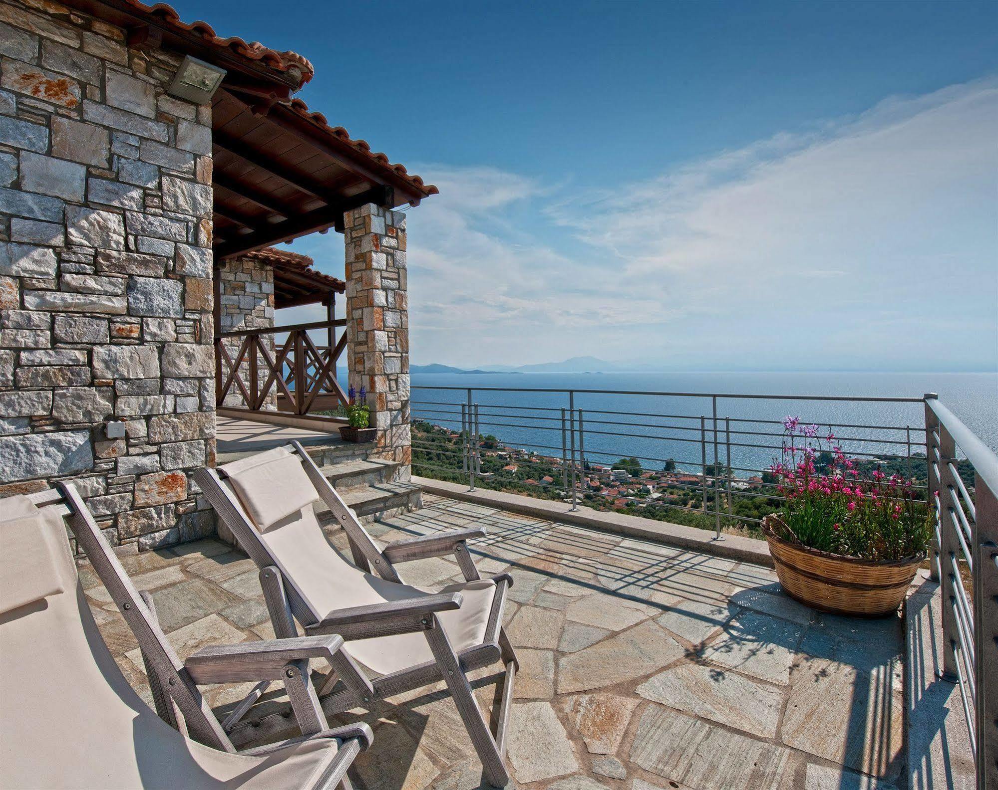 Karavia Lux Inn Afissos Exterior foto